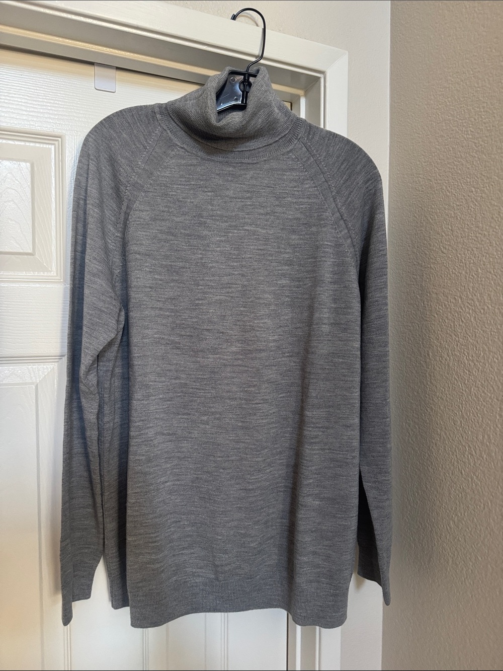 Gap Heather Gray Turtleneck Sweater in Extra Fine Merino Wool